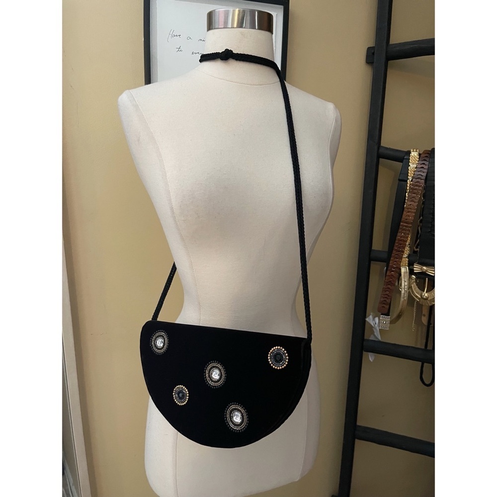 VINTAGE half moon velvet bag